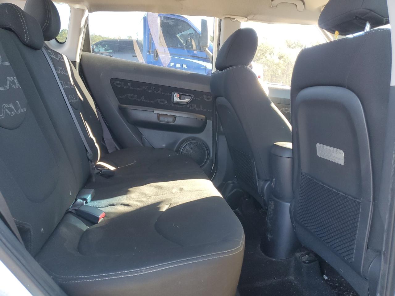 2013 Kia Soul - Image 12