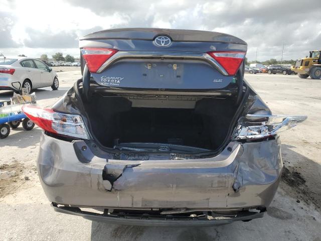  TOYOTA CAMRY 2016 Szary
