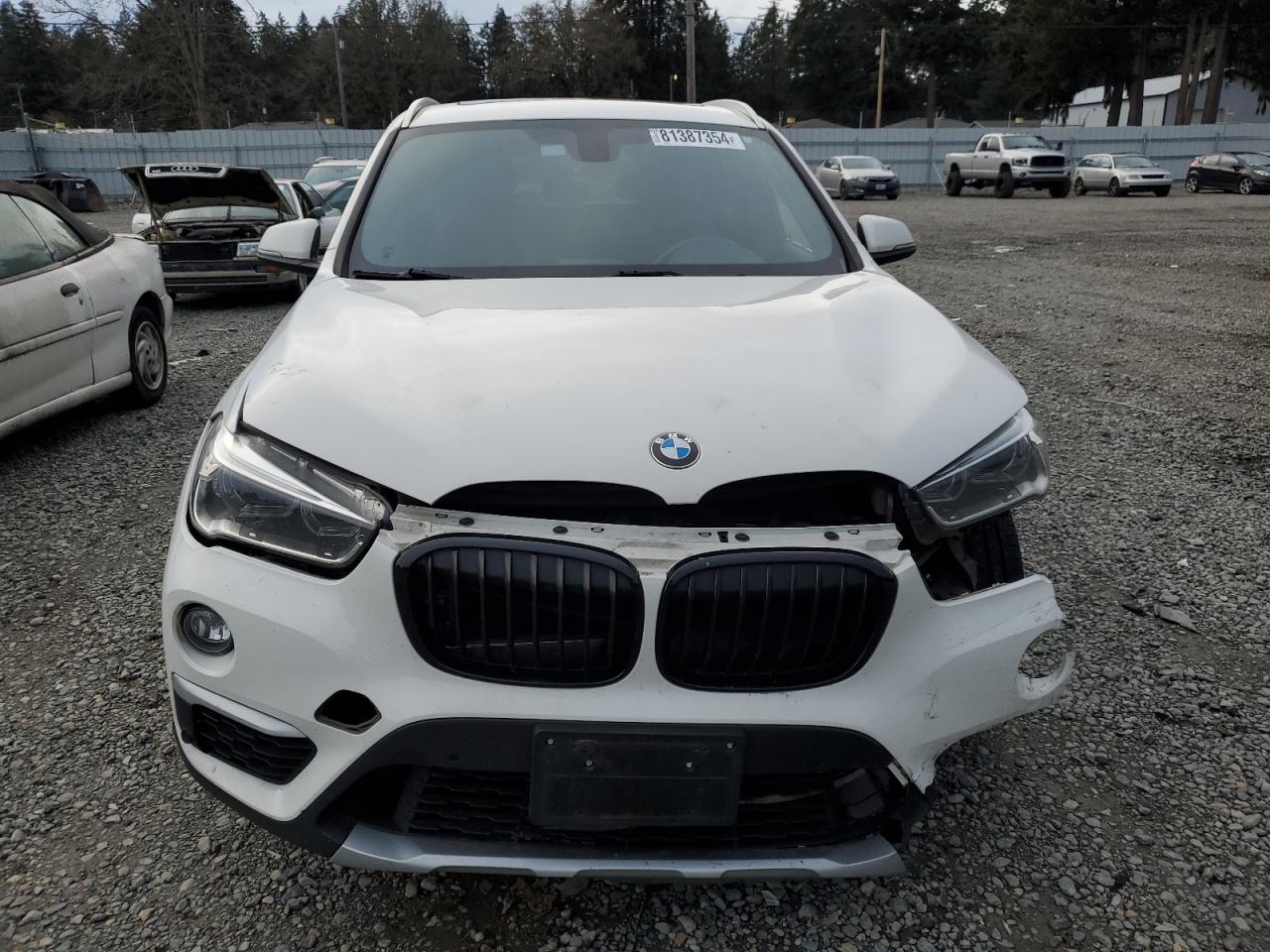 2017 BMW X1 - Image 5