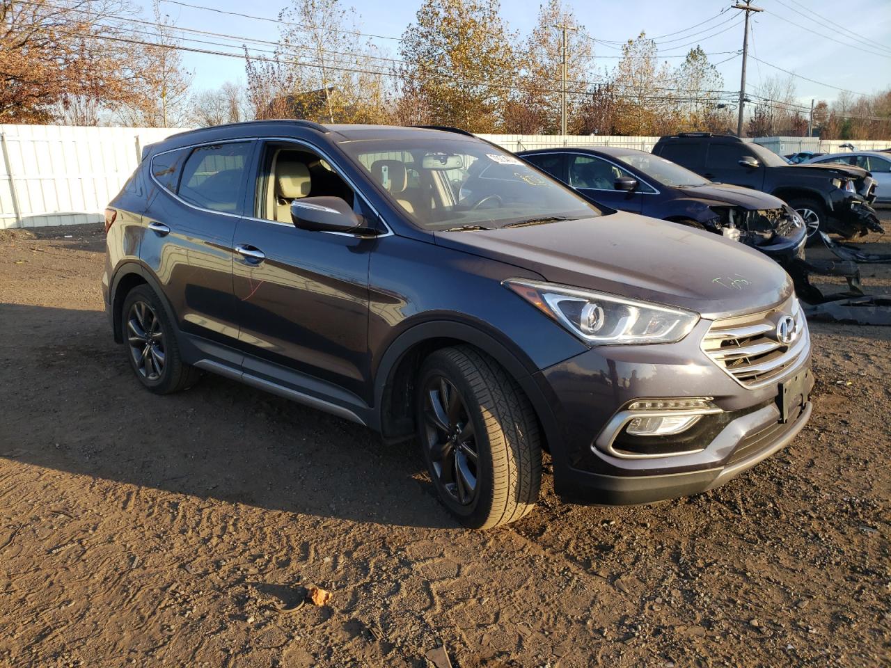 2017 Hyundai Santa Fe - Image 4