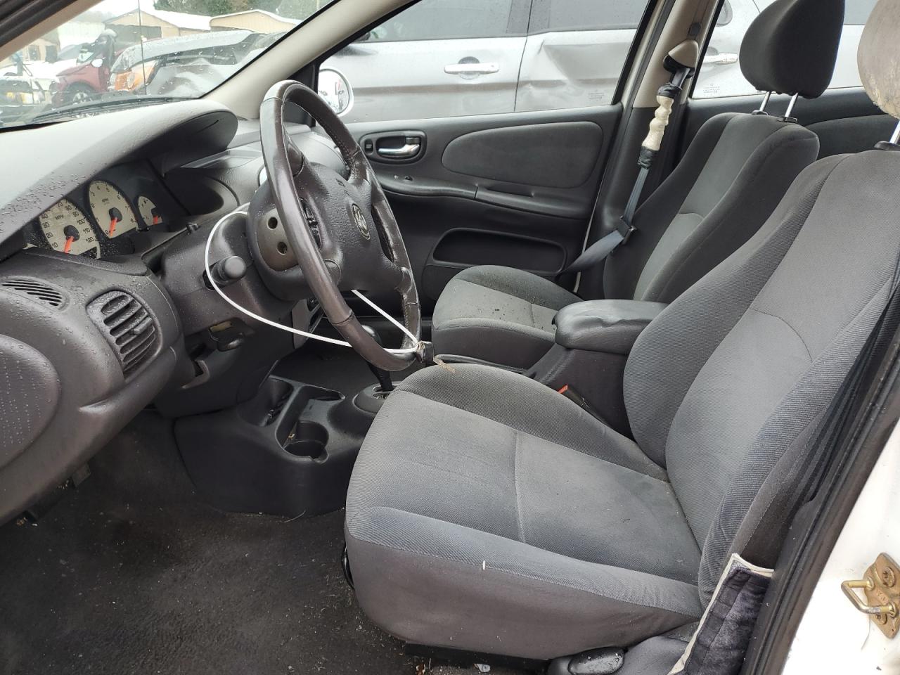 2000 Dodge Neon - Image 7