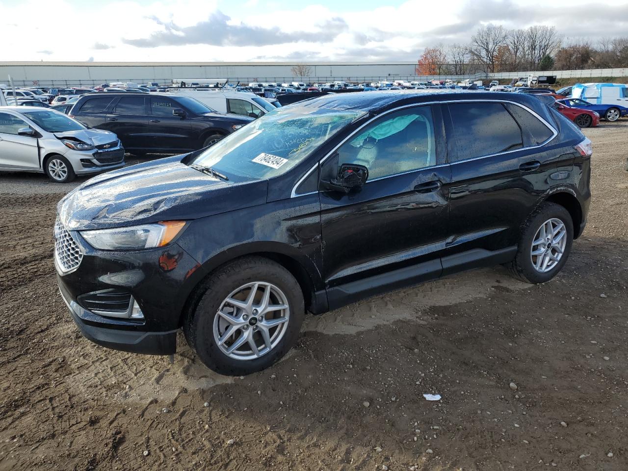 VIN 2FMPK4J92RBA10615 2024 FORD EDGE no.1