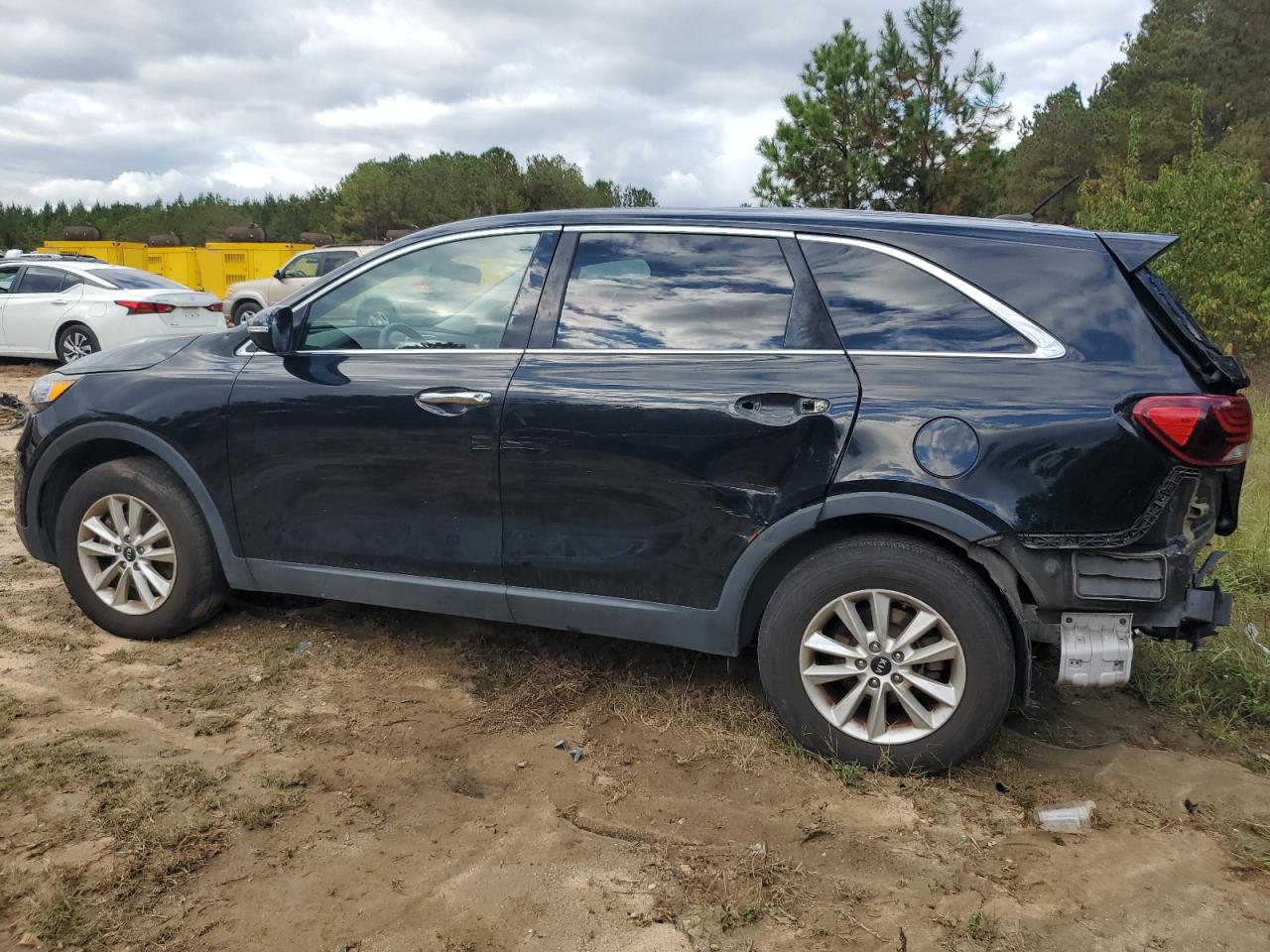 2019 Kia Sorento - Image 2