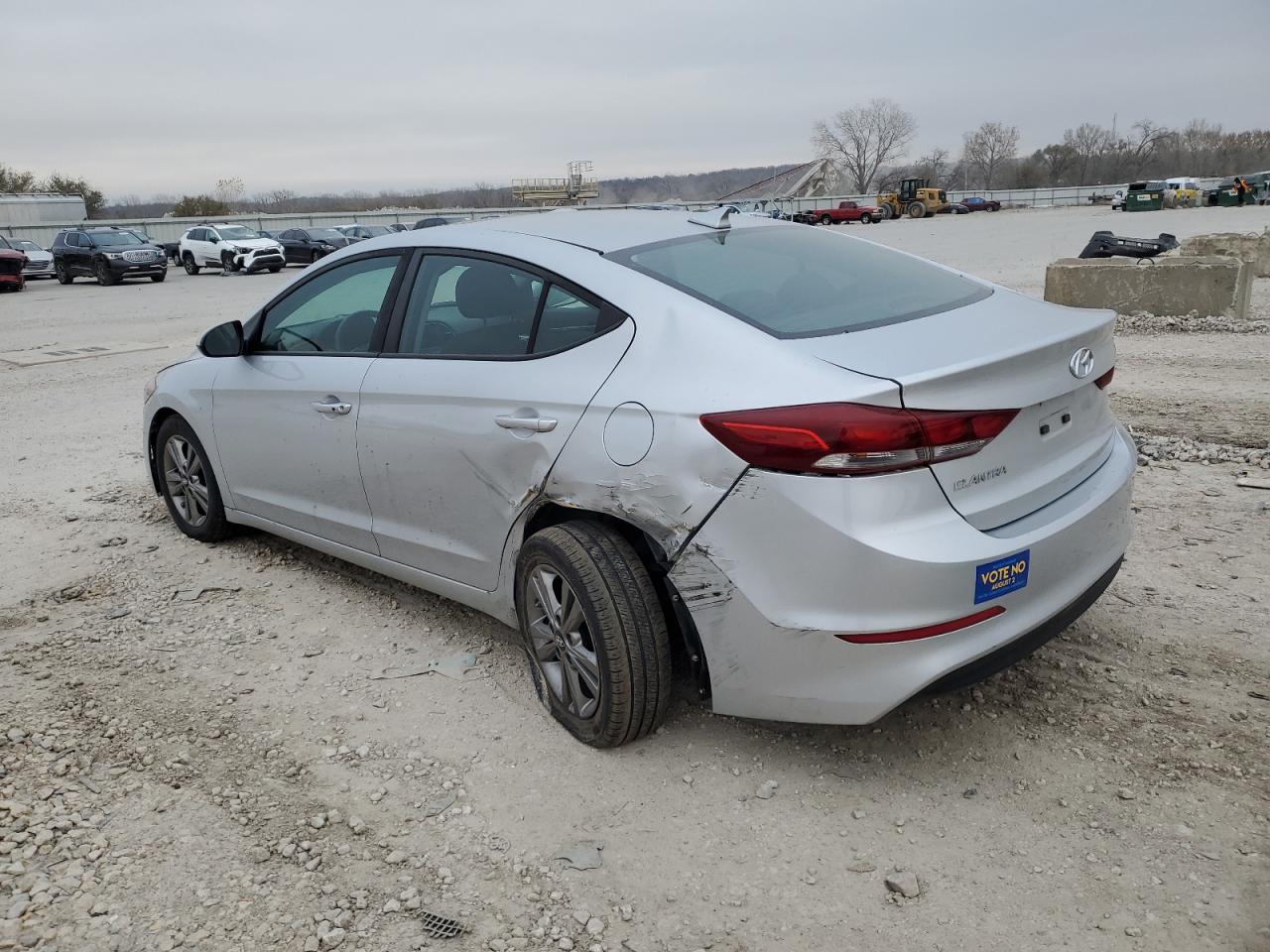 2017 Hyundai Elantra - Image 2