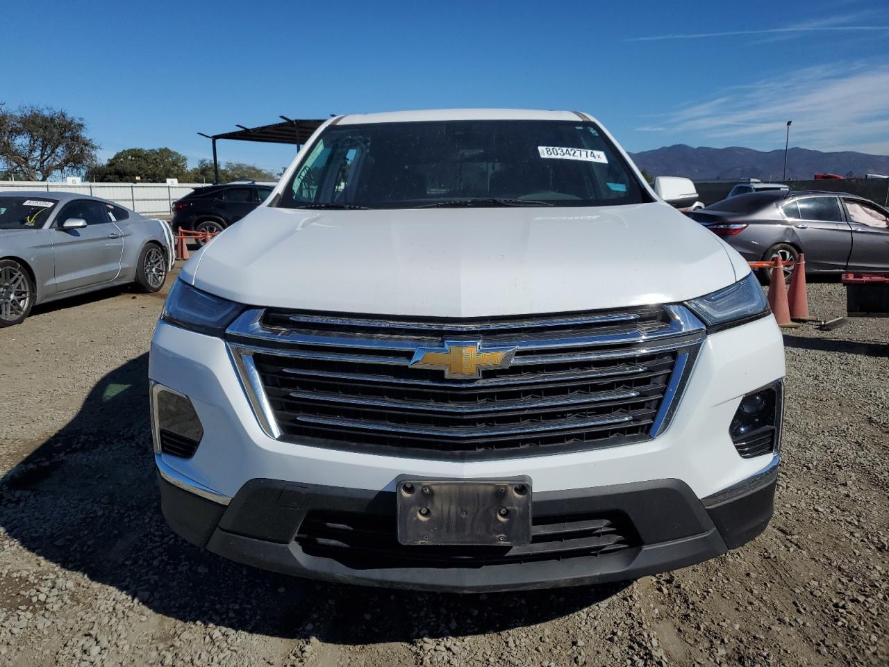 VIN 1GNERGKW7PJ234282 2023 CHEVROLET TRAVERSE no.5