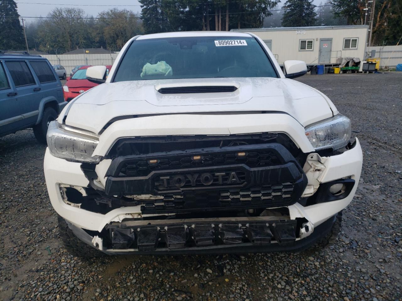 VIN 3TMDZ5BN1JM037165 2018 TOYOTA TACOMA no.5