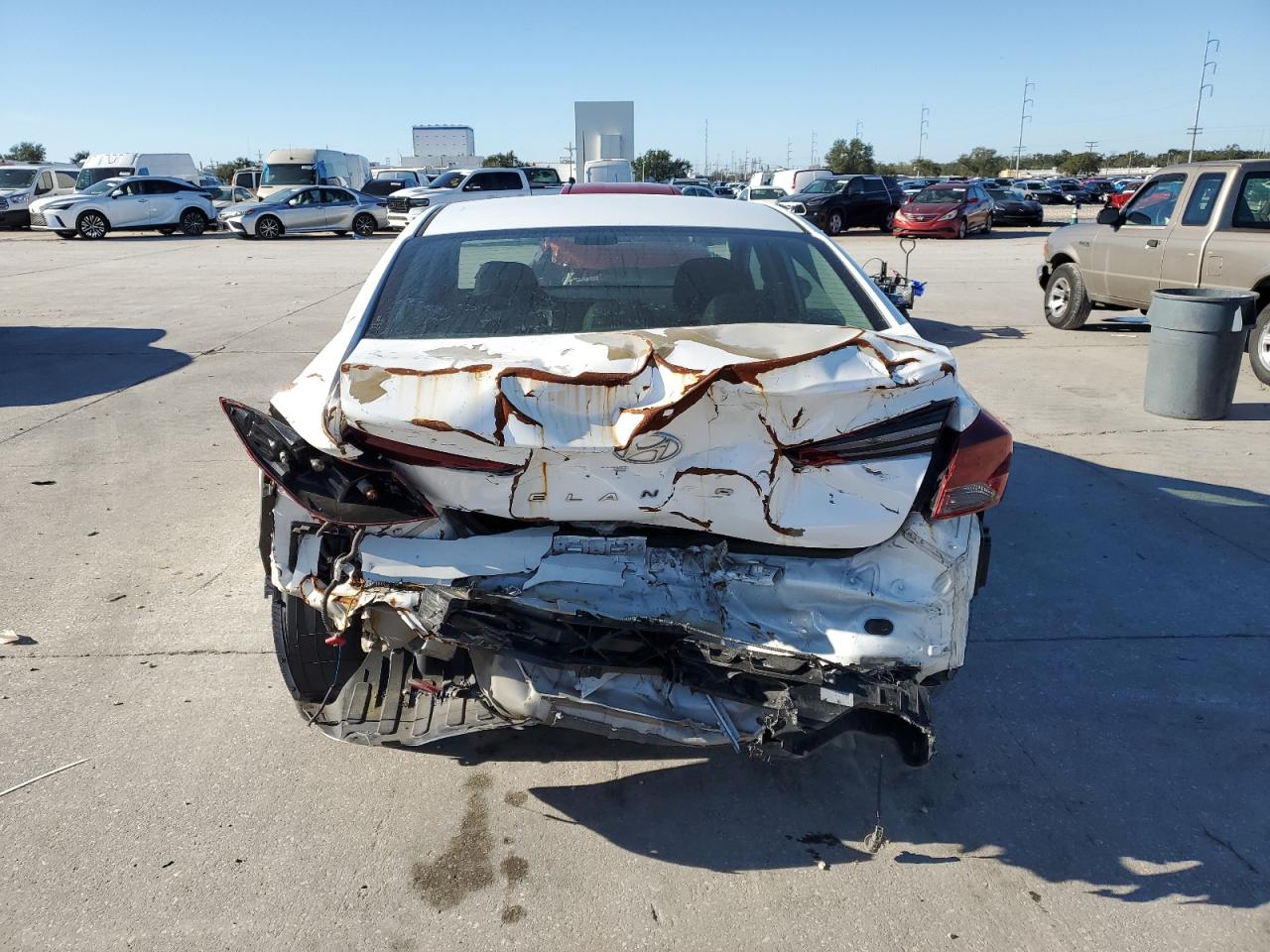 2019 Hyundai Elantra Se VIN: 5NPD74LF7KH487028 Lot: 81168934