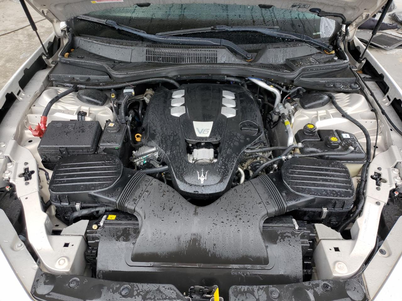 2017 Maserati Ghibli - Image 13