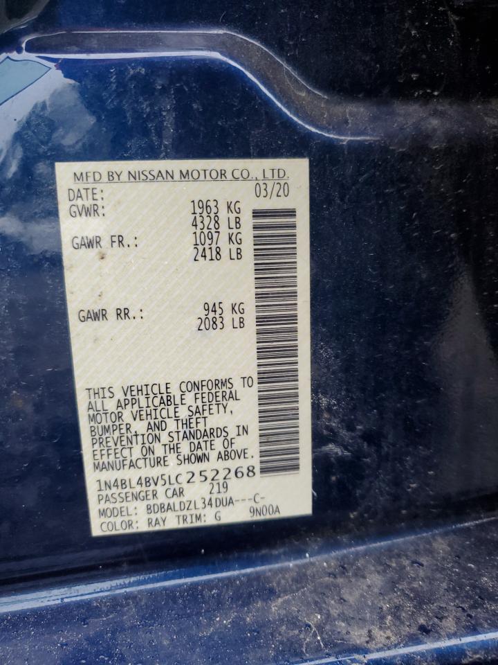 2020 Nissan Altima - Image 12