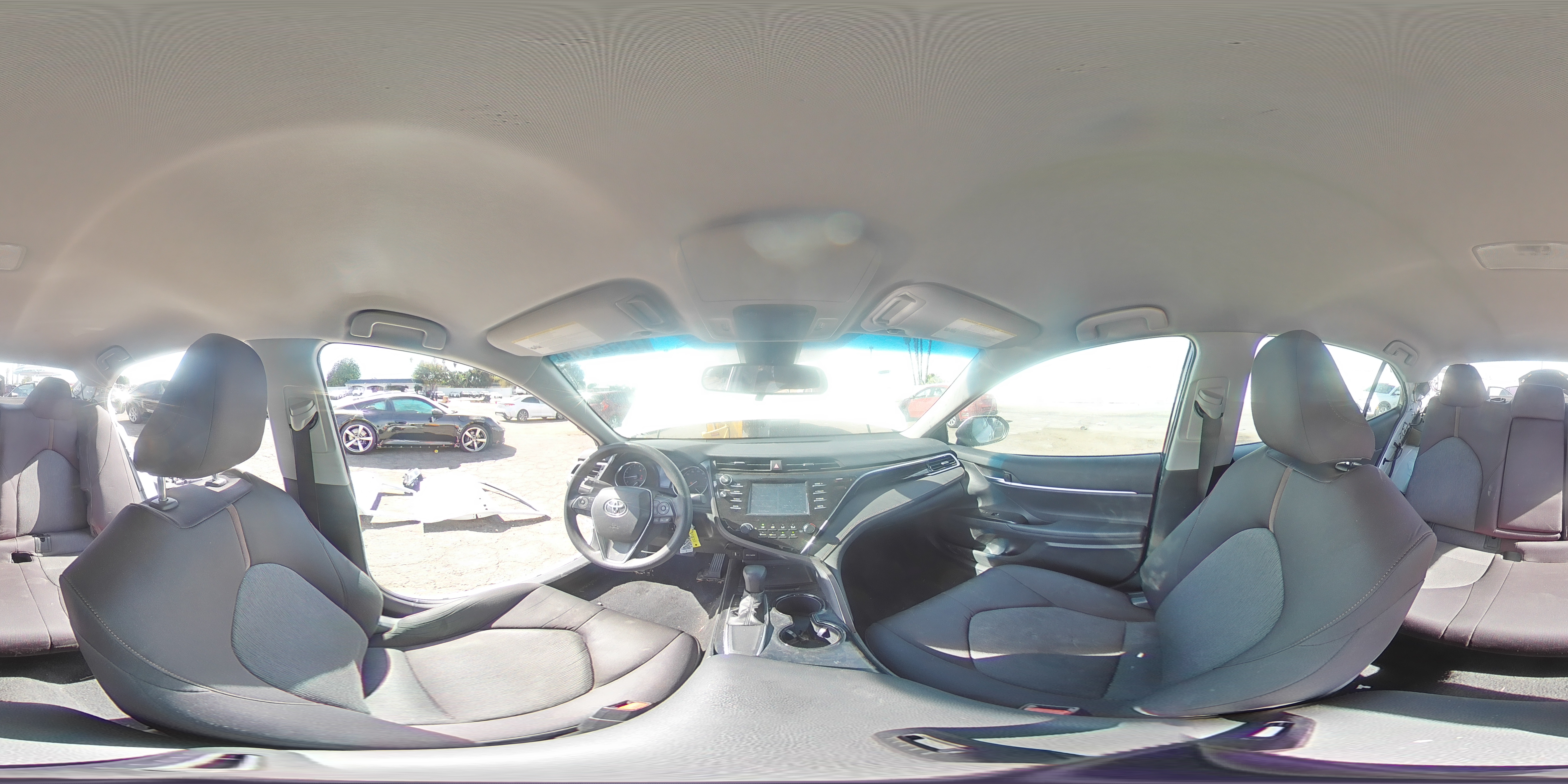 2018 Toyota Camry - Image 13