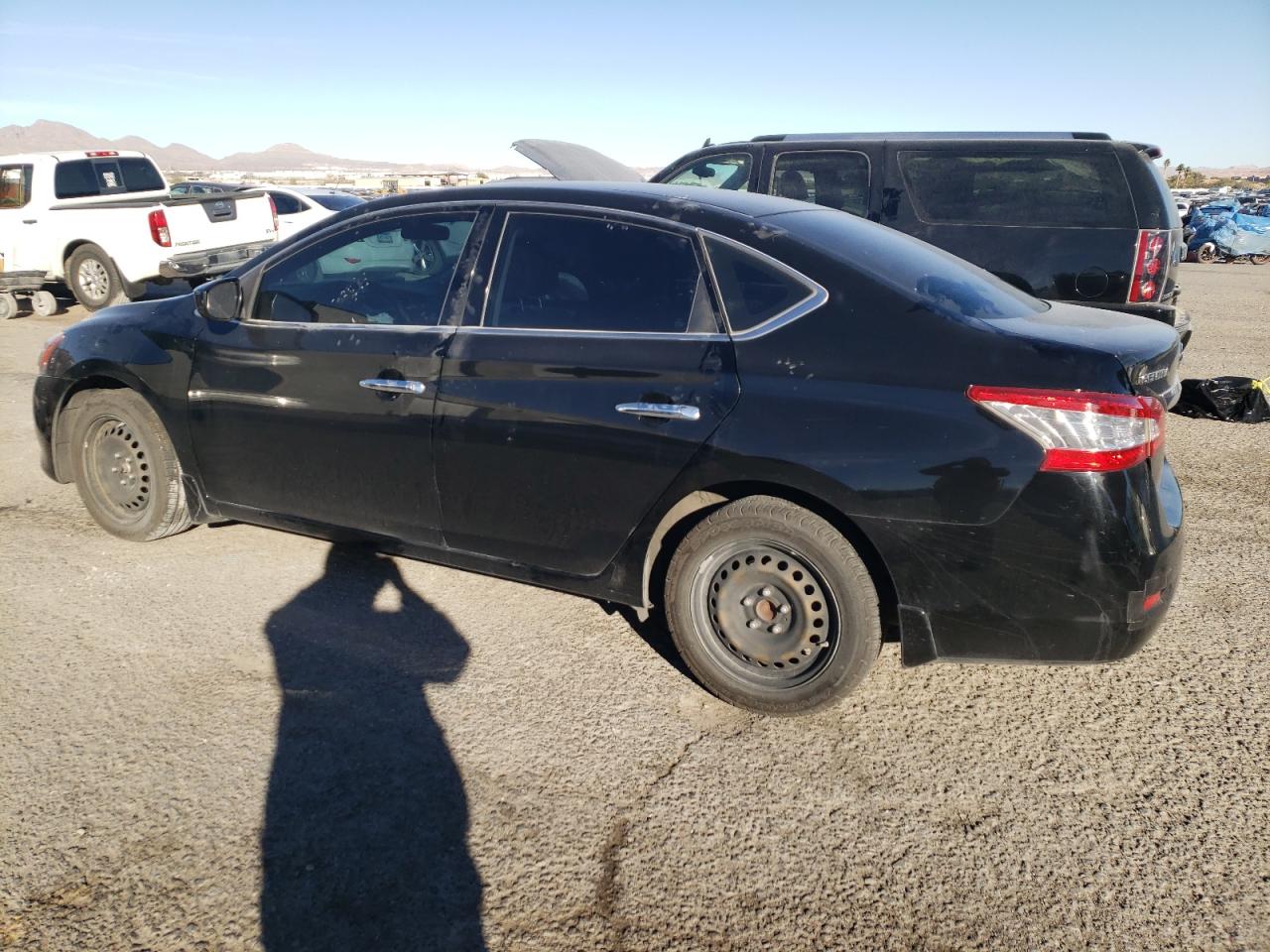 2015 Nissan Sentra - Image 2