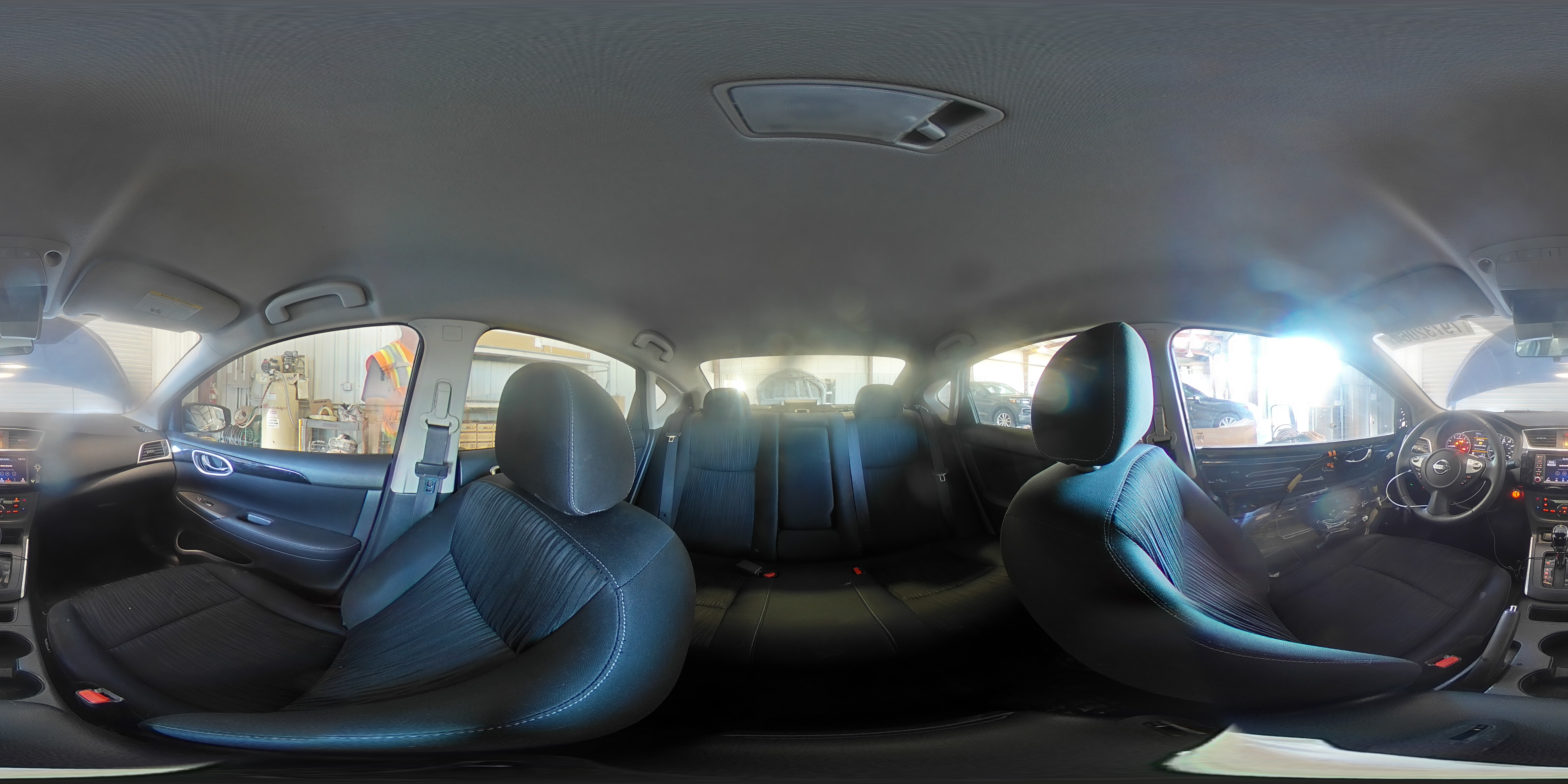 2019 Nissan Sentra - Image 15