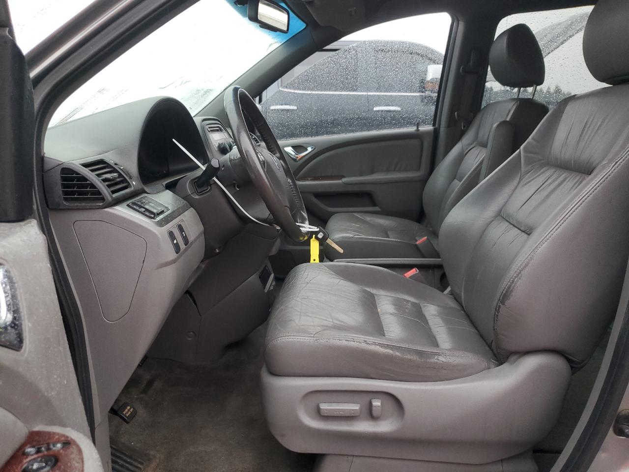 2010 Honda Odyssey - Image 7