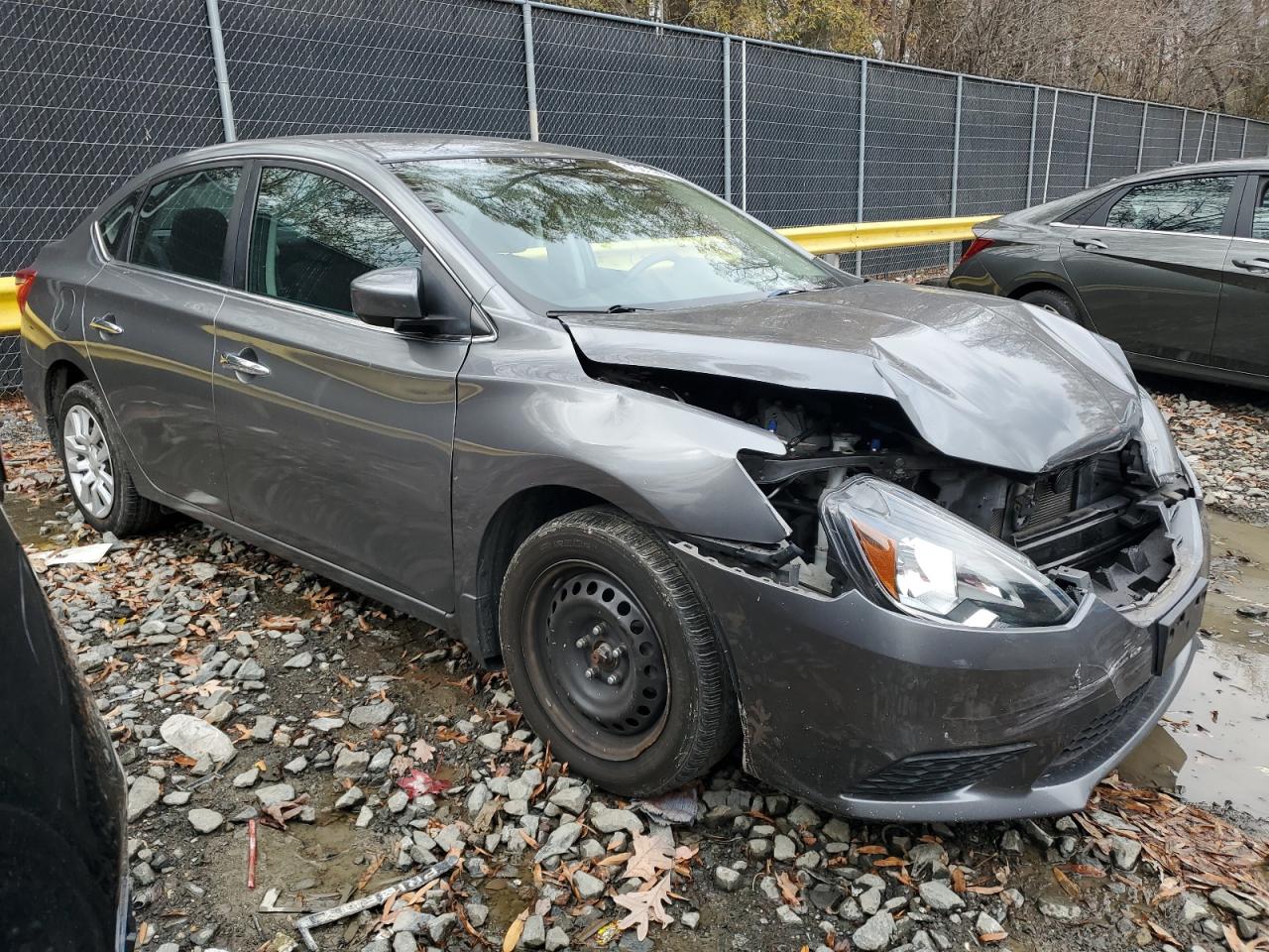 2017 Nissan Sentra - Image 4