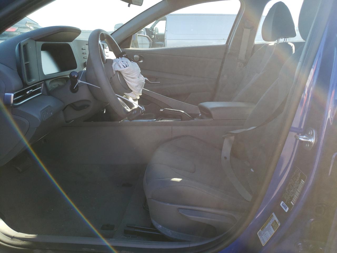 2024 Hyundai Elantra - Image 7