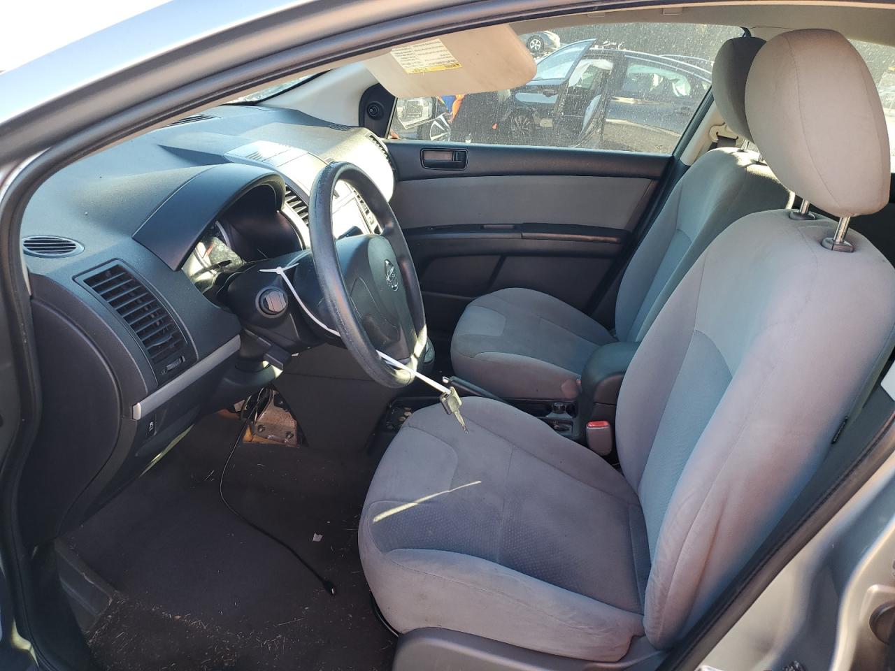 2012 Nissan Sentra - Image 7