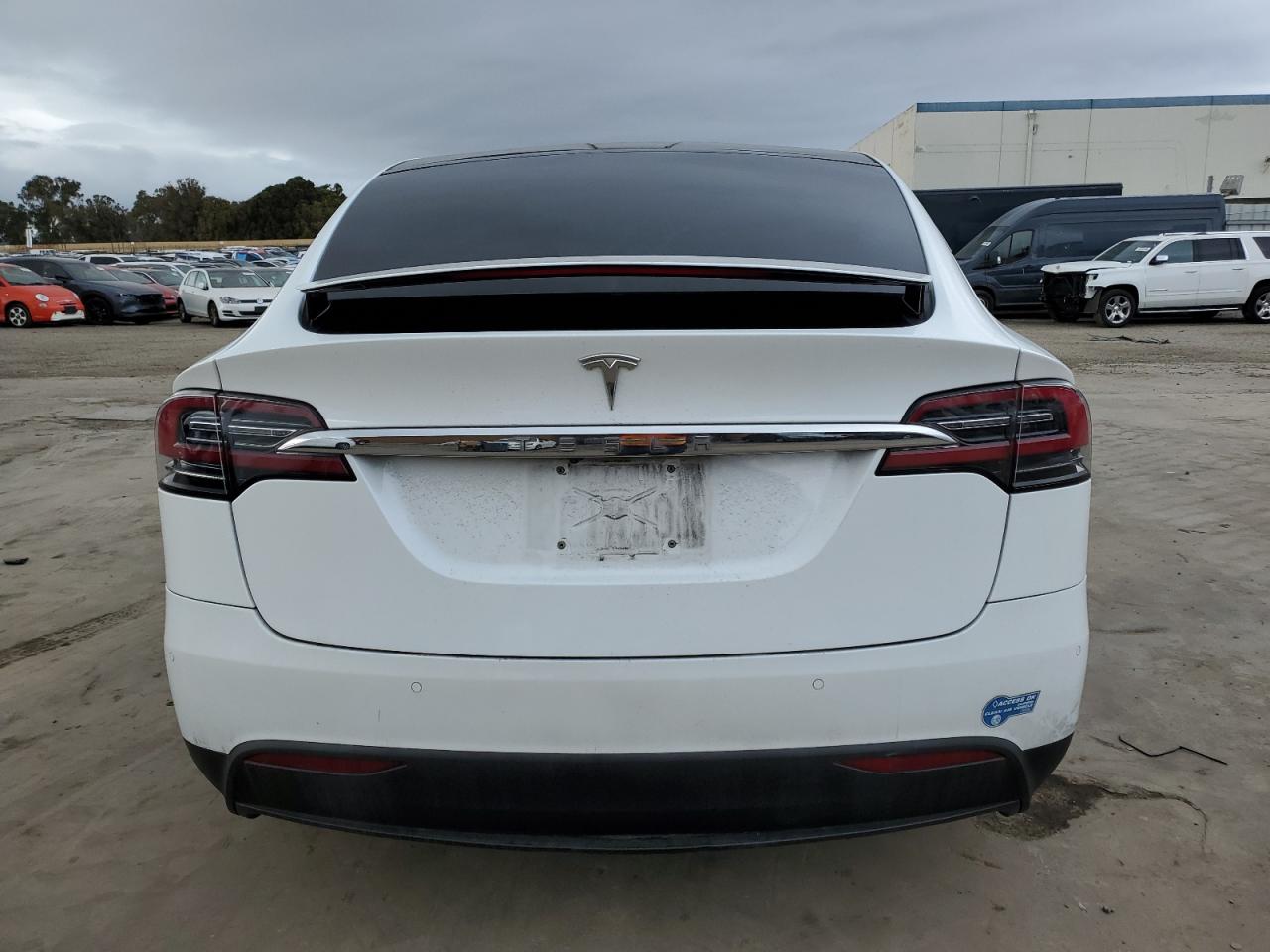 2018 Tesla Model X VIN: 5YJXCBE24JF091028 Lot: 81855074