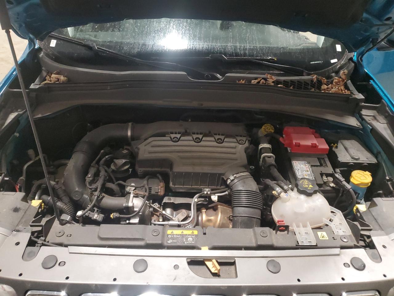 2021 Jeep Renegade - Image 12