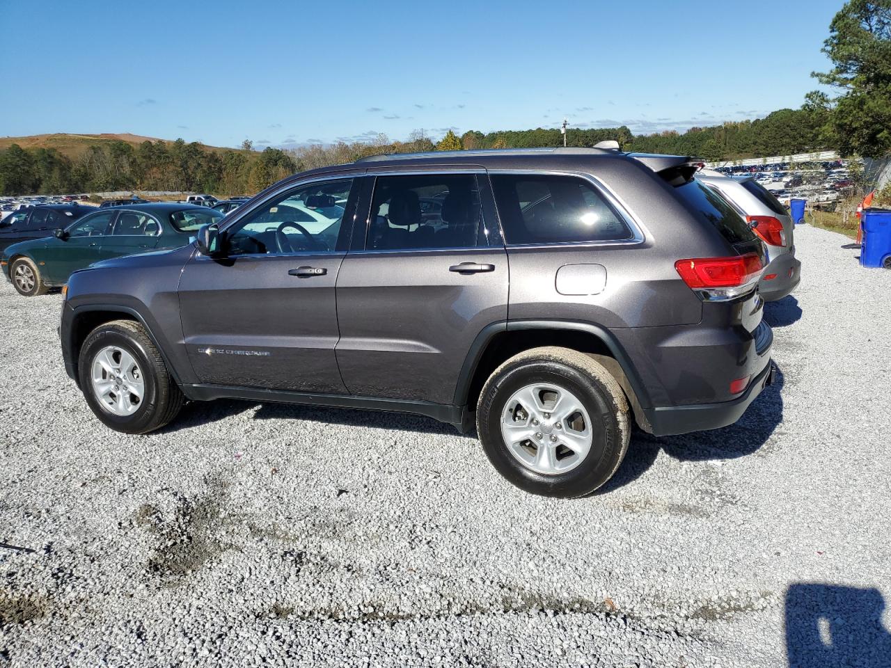 2015 Jeep Grand Cherokee - Image 2