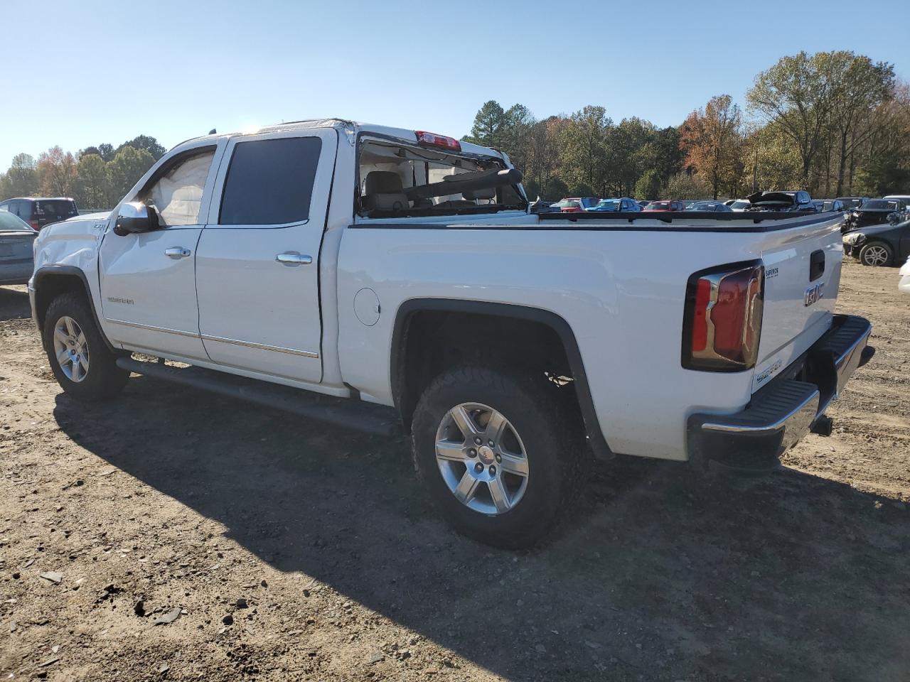 2017 GMC Sierra - Image 2
