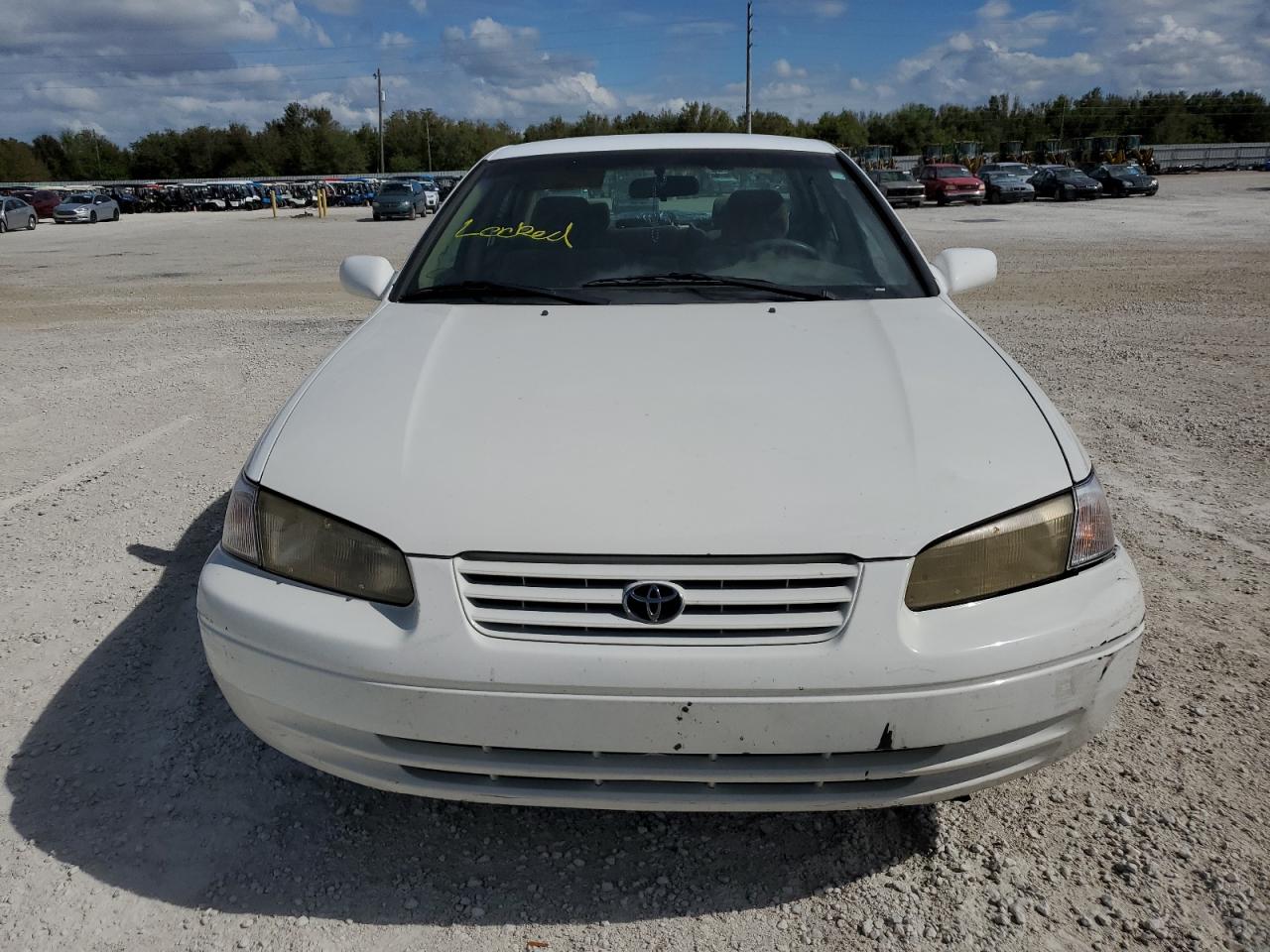 1998 Toyota Camry - Image 5