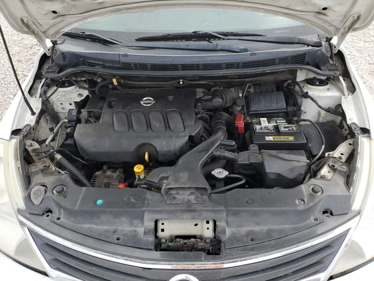 2010 Nissan Versa - Image 12