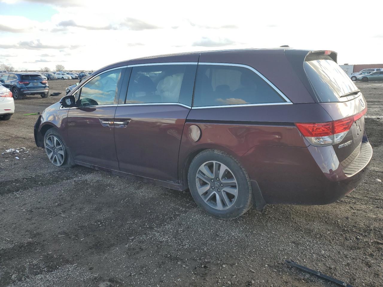 VIN 5FNRL5H94EB073153 2014 HONDA ODYSSEY no.2