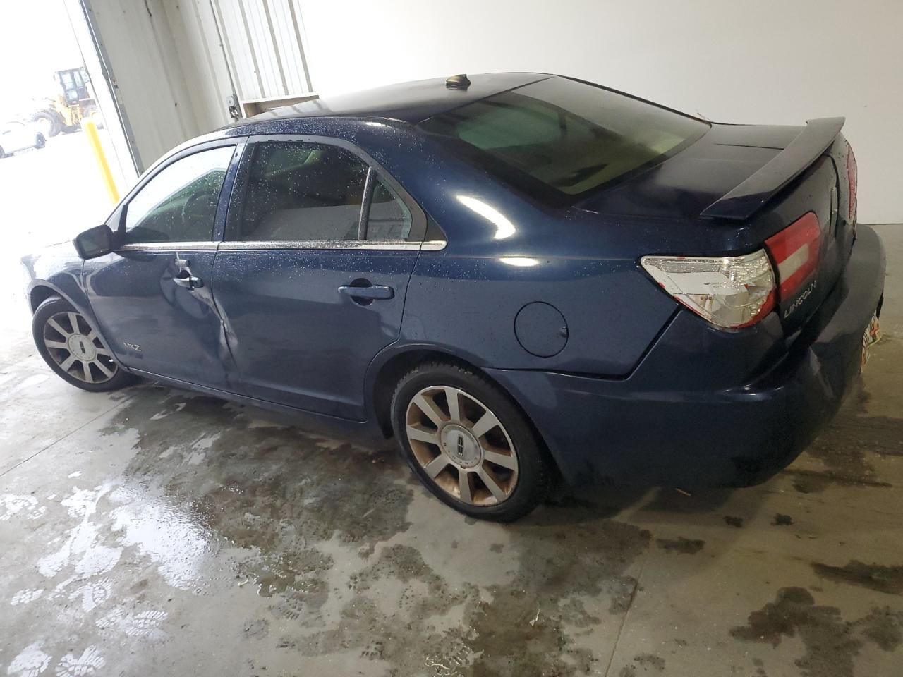 2007 Lincoln MKZ - Image 2