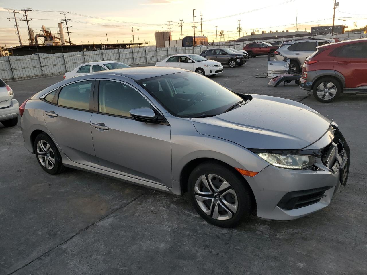 VIN 2HGFC2F58GH568228 2016 HONDA CIVIC no.4