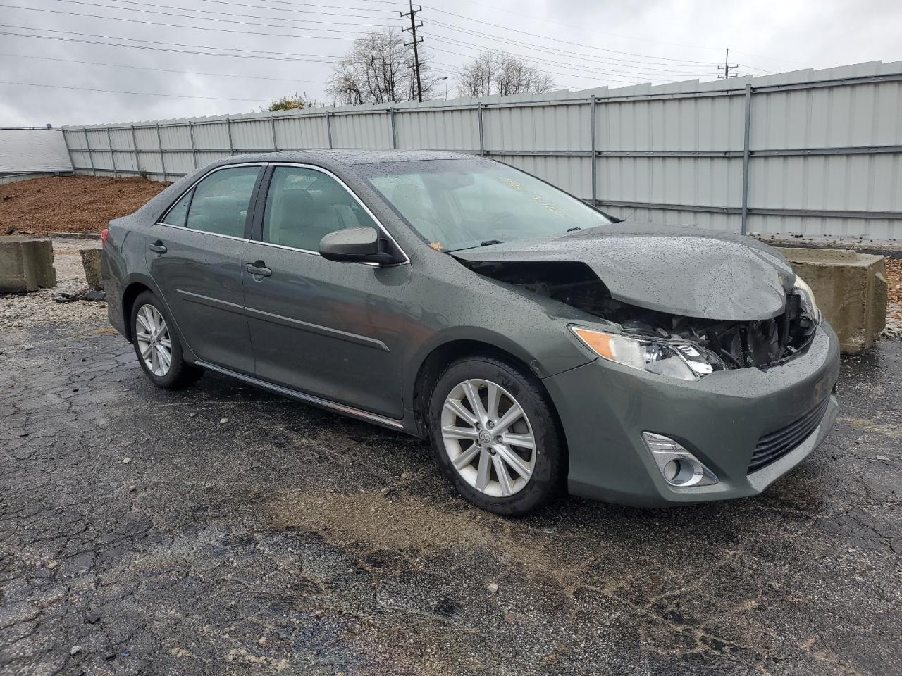 VIN 4T4BF1FK1DR300930 2013 TOYOTA CAMRY no.4