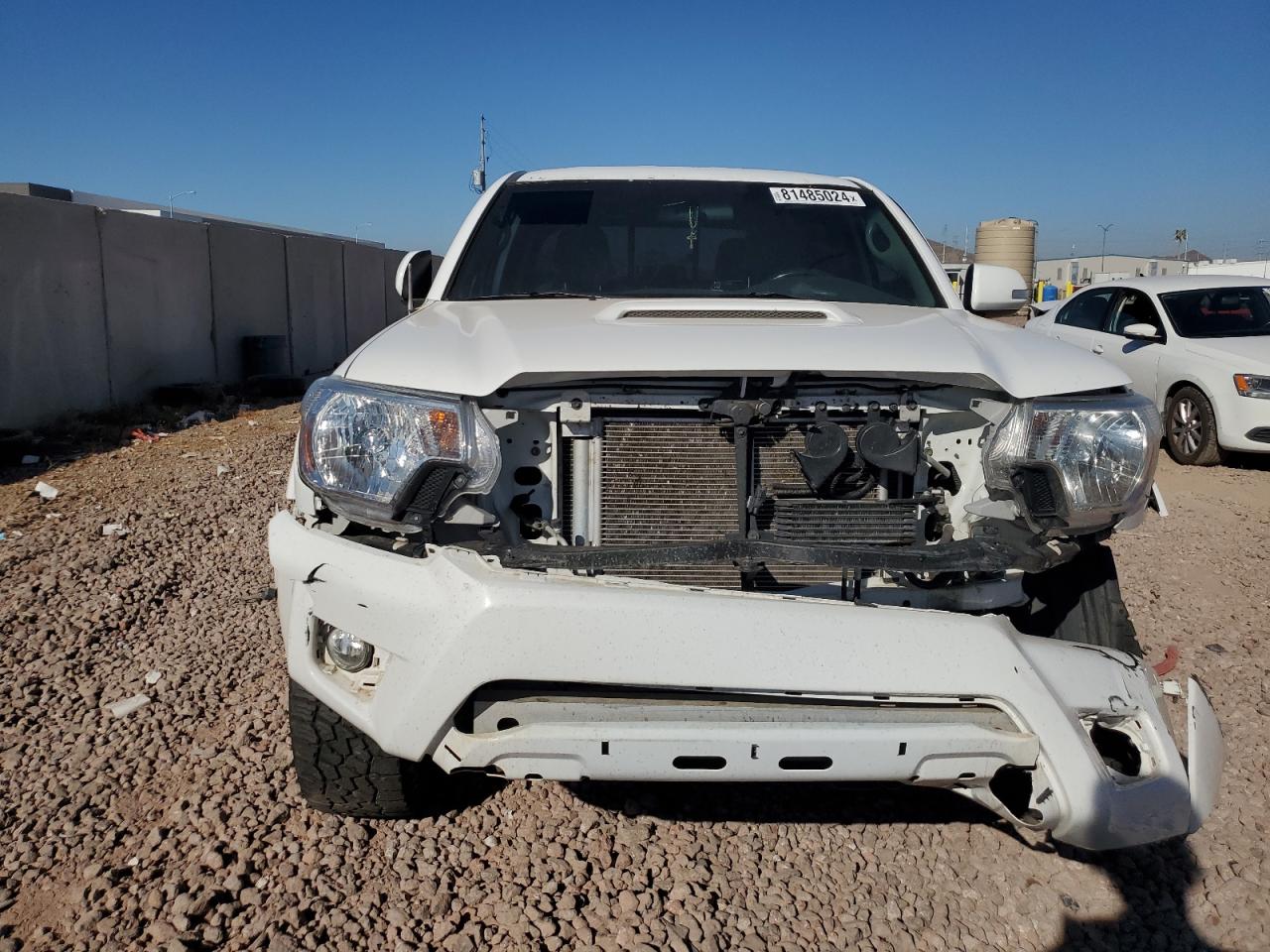 2015 Toyota Tacoma - Image 5