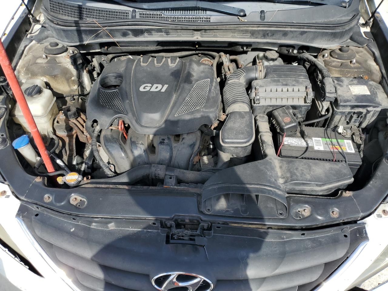 2011 Hyundai Sonata - Image 13