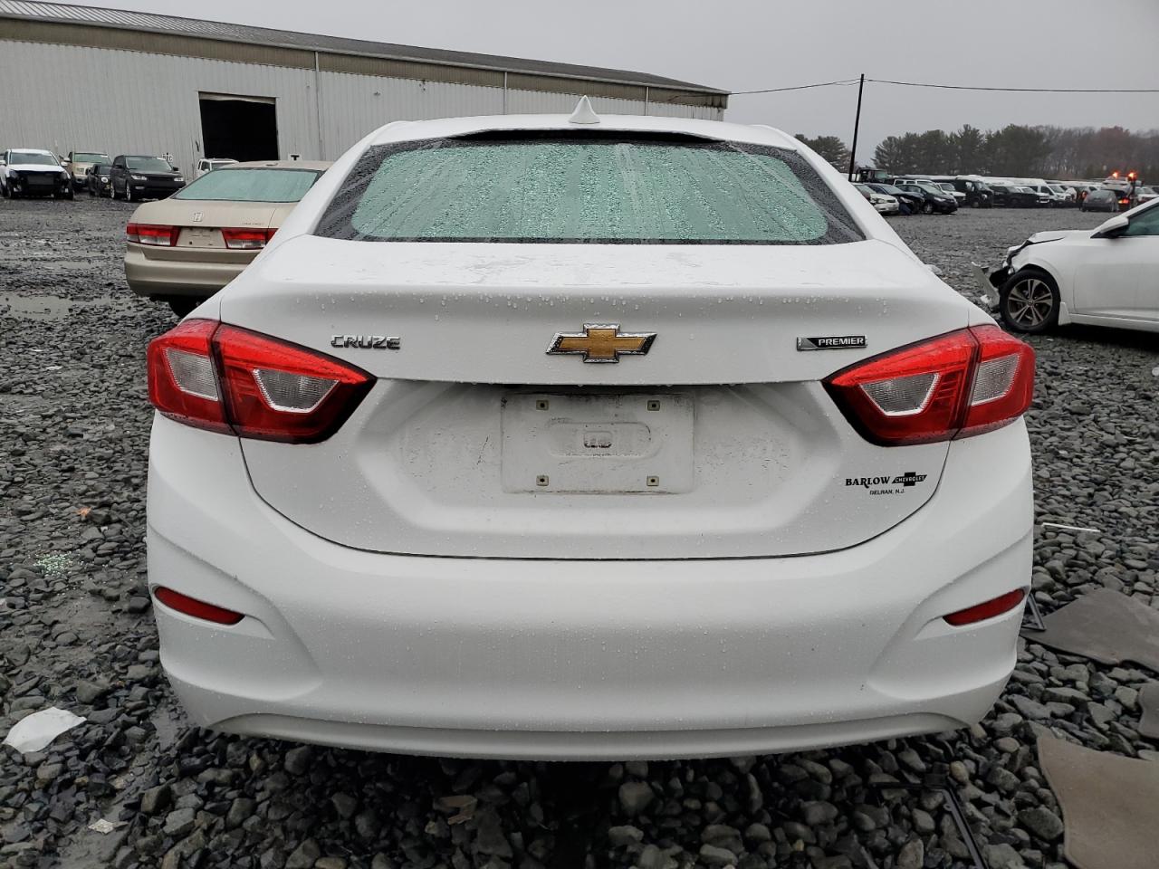 2018 Chevrolet Cruze - Image 6