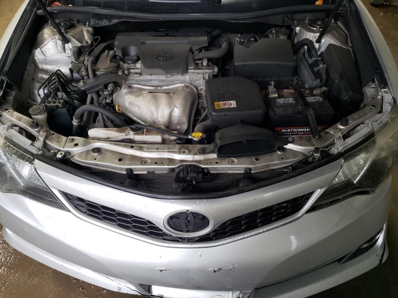 2014 Toyota Camry - Image 11