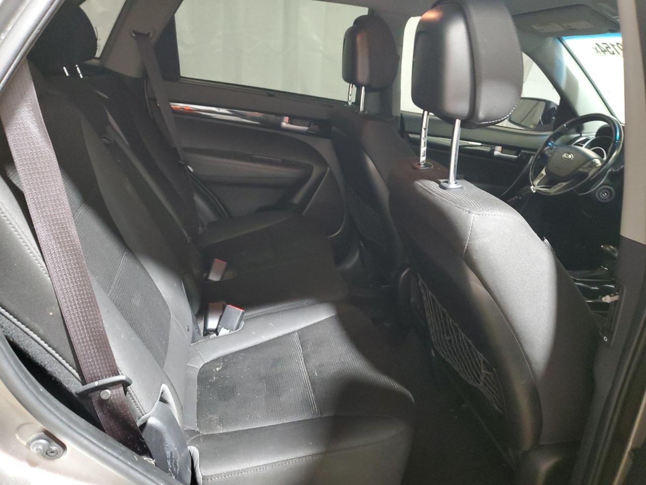 2015 Kia Sorento - Image 11