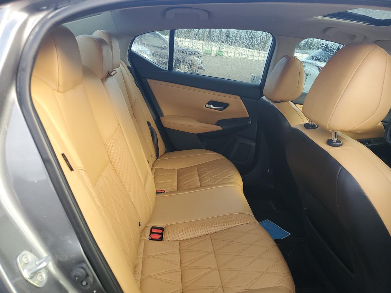 2021 Nissan Sentra - Image 10