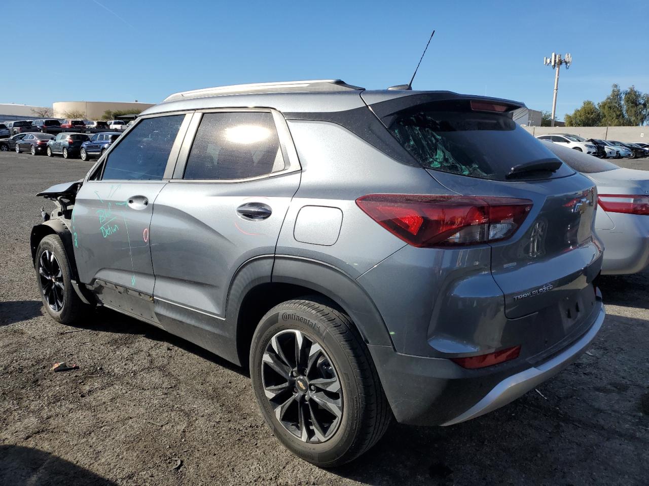 2021 Chevrolet TrailBlazer - Image 2
