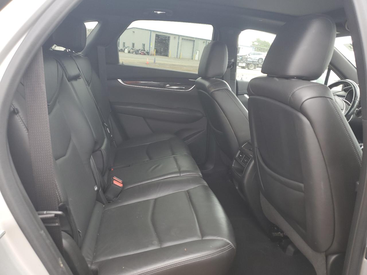2020 Cadillac XT5 - Image 11