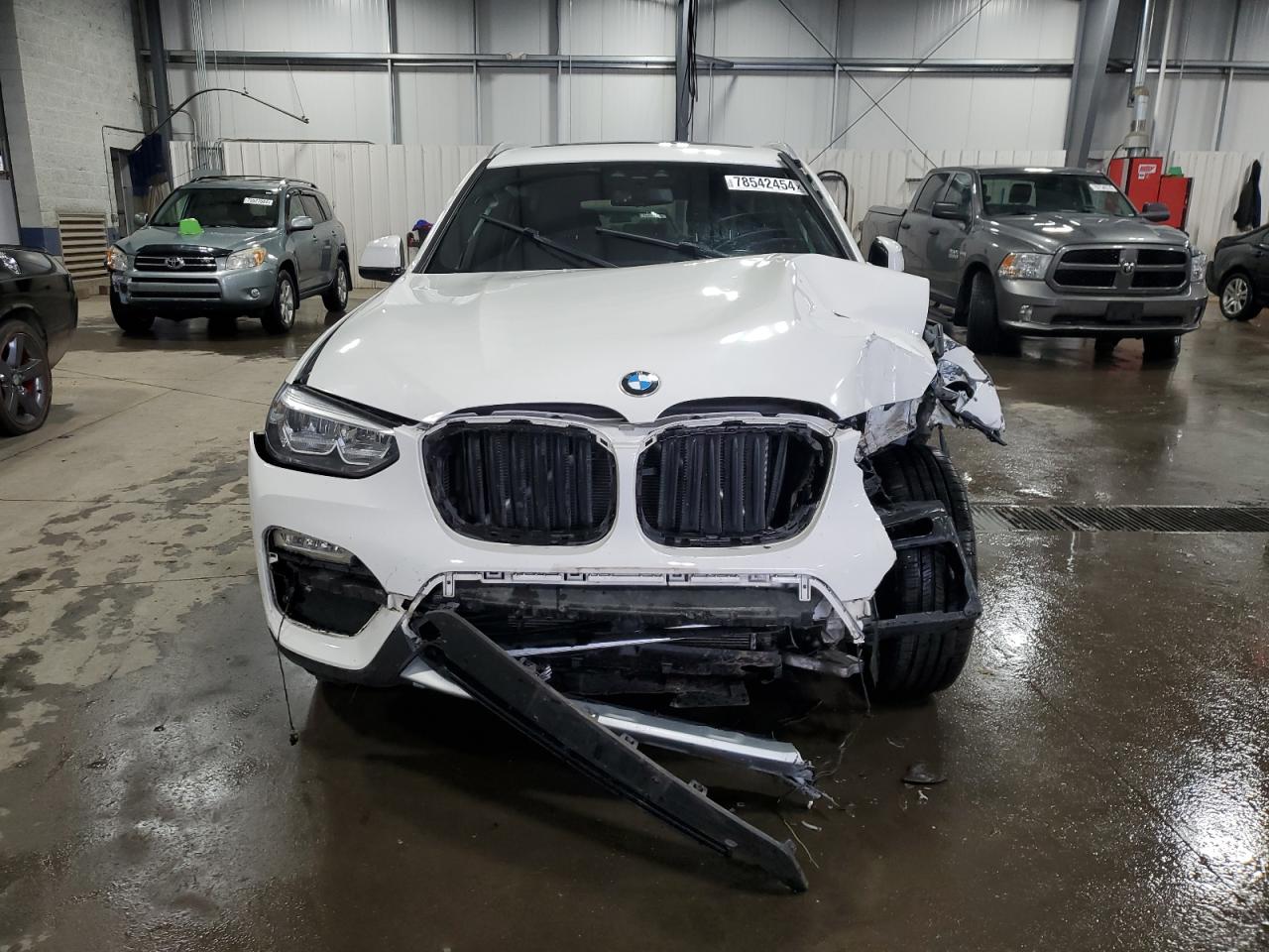 VIN 5UXTR9C59KLD90260 2019 BMW X3 no.5