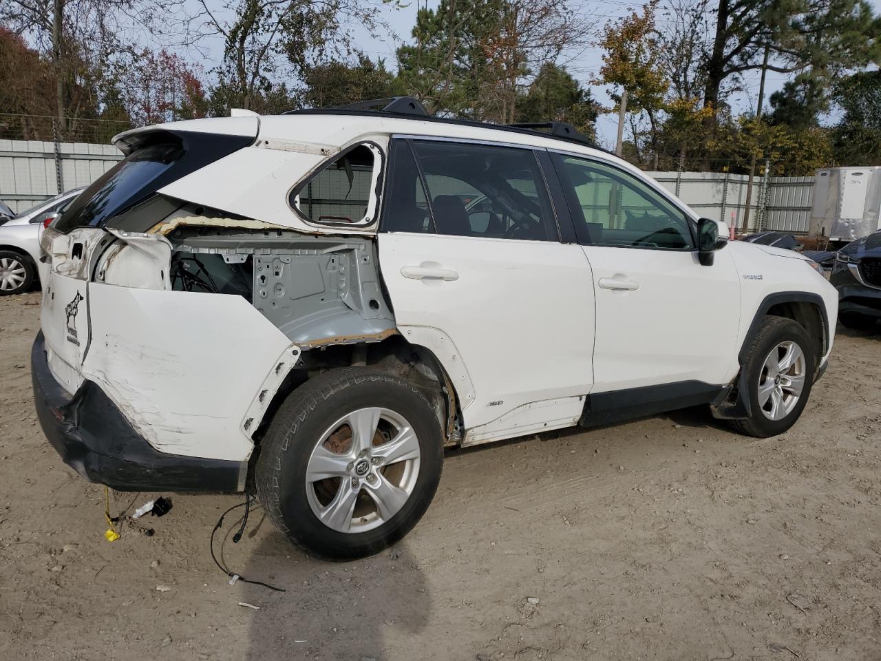 2019 Toyota RAV 4 - Image 3