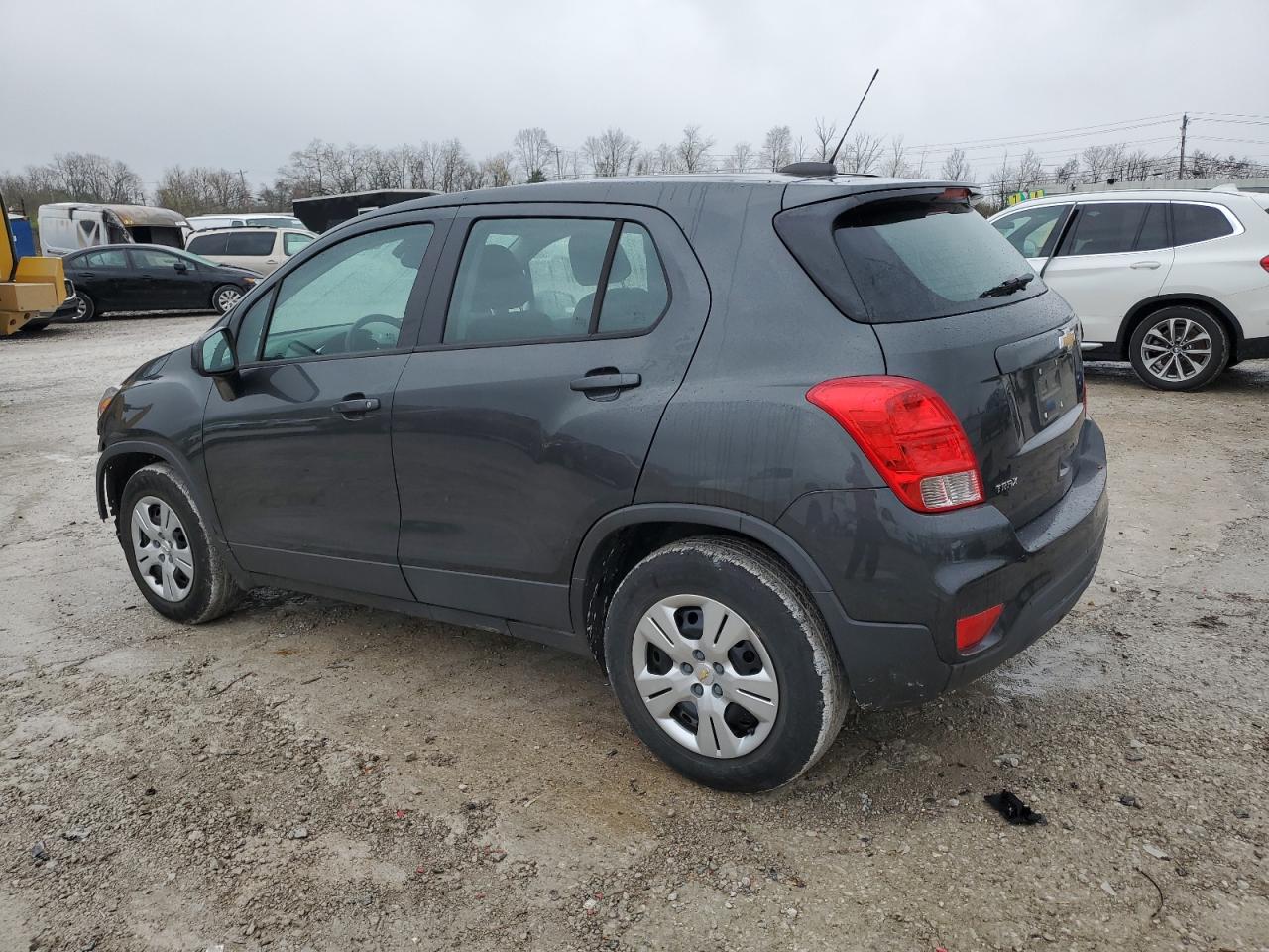 2019 Chevrolet Trax - Image 2