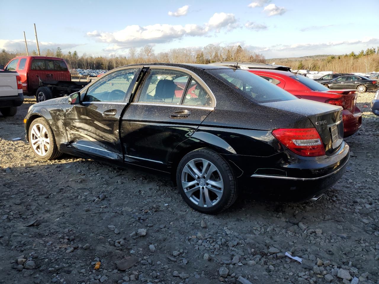 VIN WDDGF8AB9DA877376 2013 MERCEDES-BENZ C-CLASS no.2