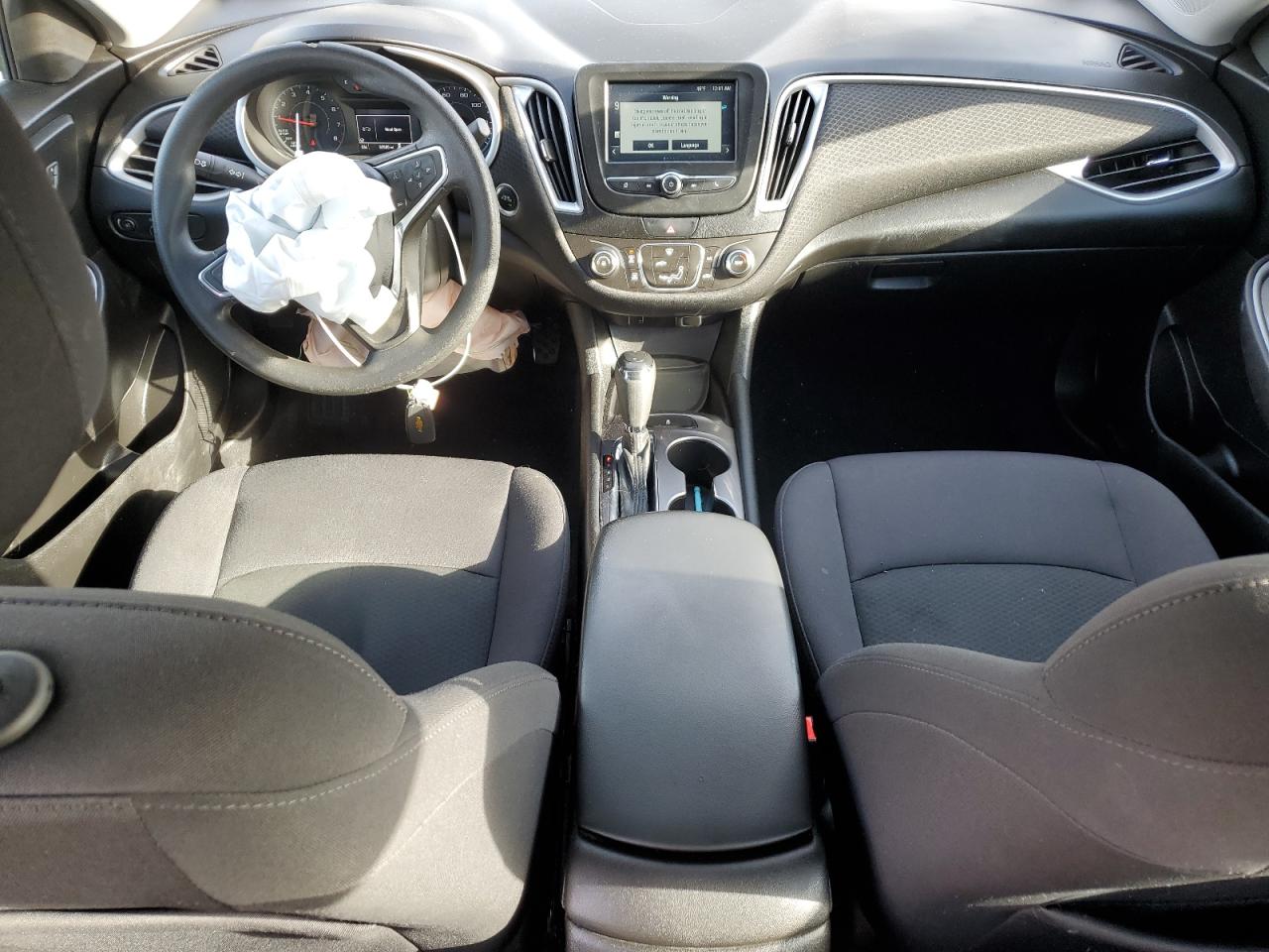 2017 Chevrolet Malibu - Image 8
