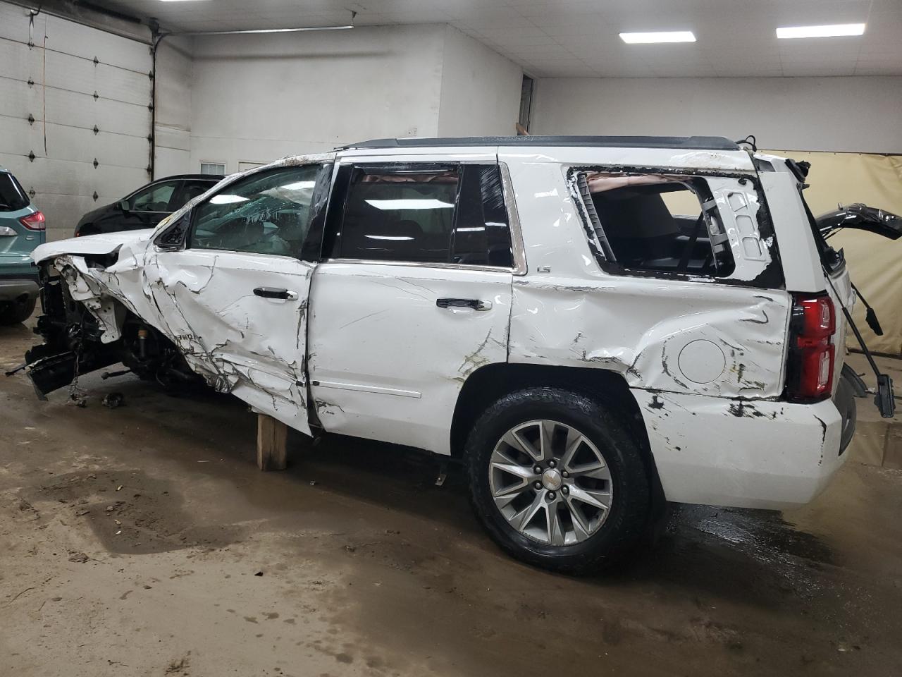 2016 Chevrolet Tahoe - Image 2