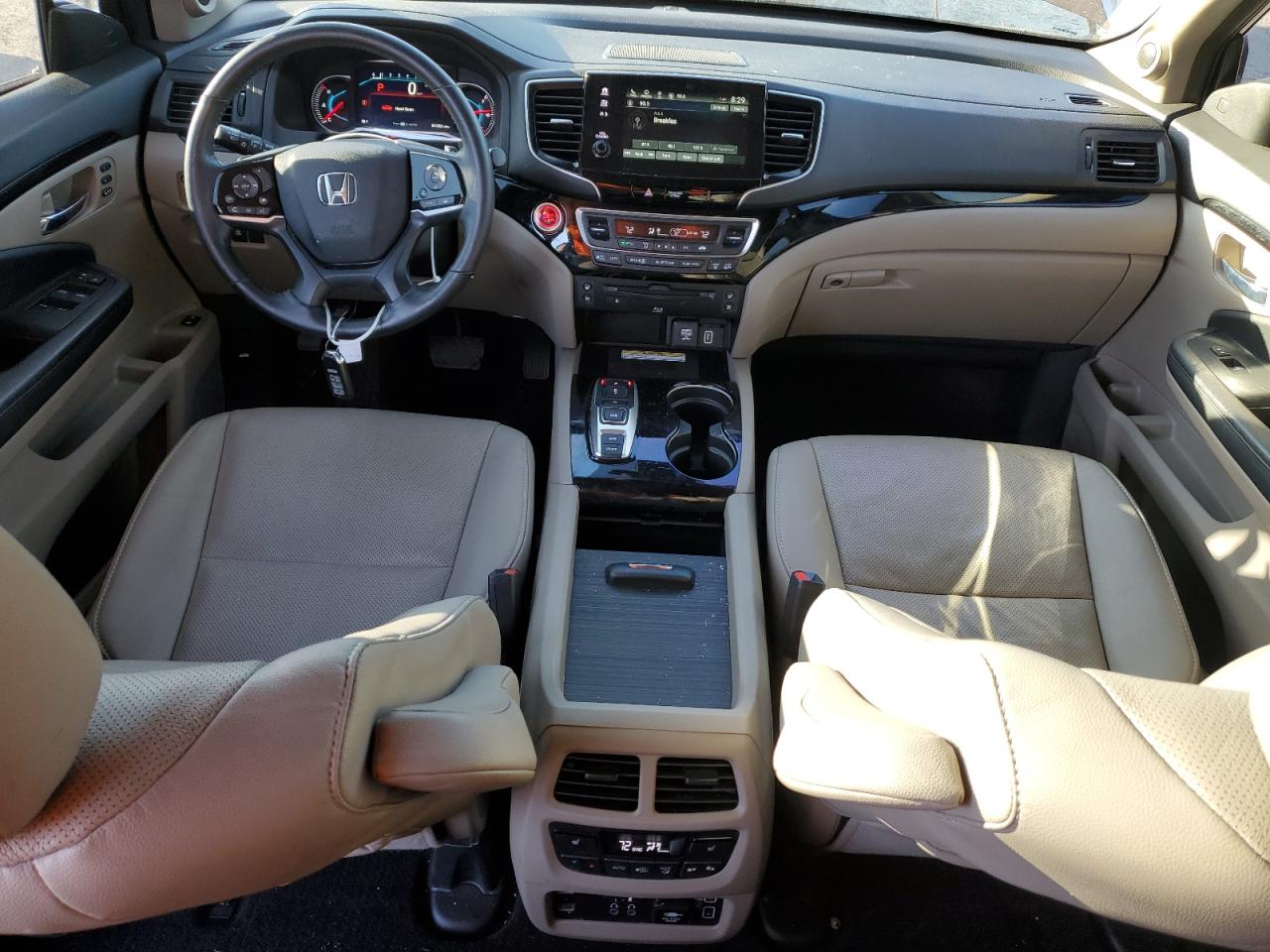 2022 Honda Pilot - Image 8
