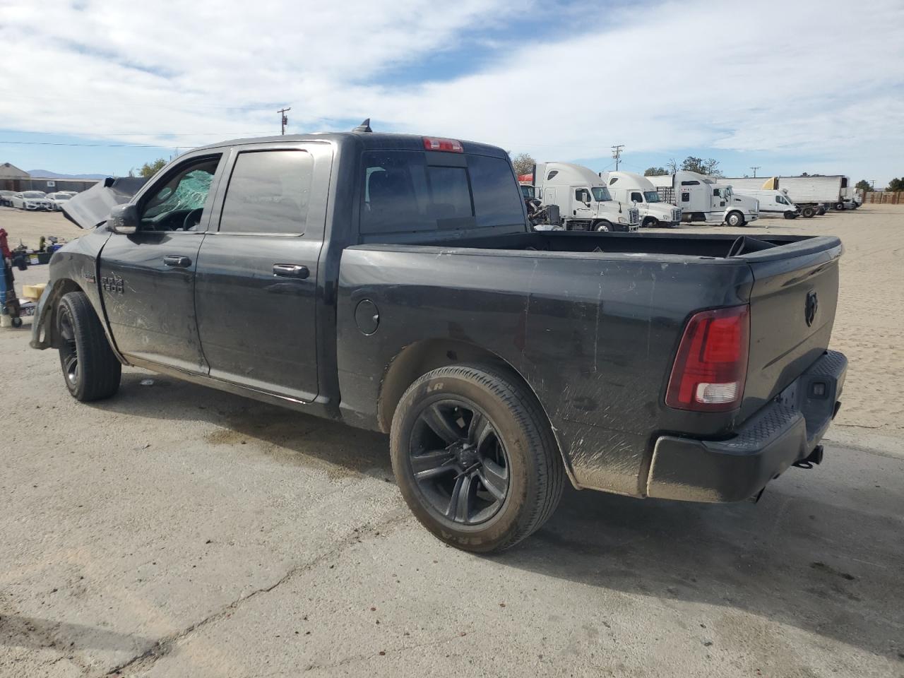 2016 RAM 1500 - Image 2