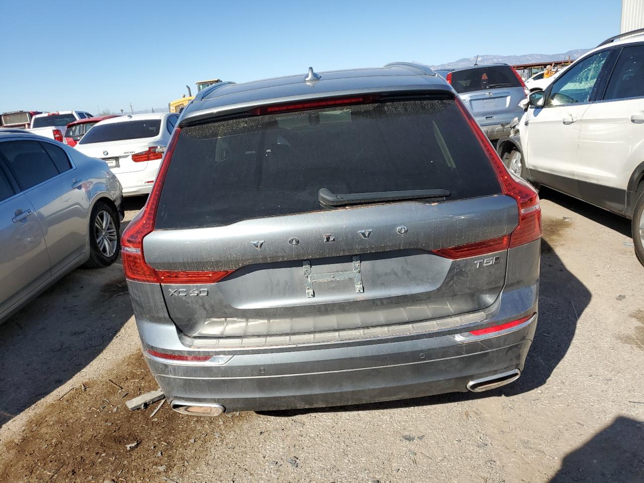 2021 Volvo XC60 - Image 6