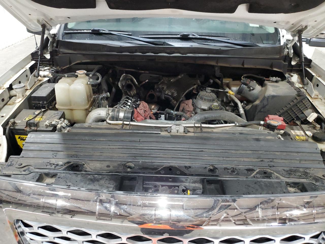 2018 Nissan Titan - Image 11