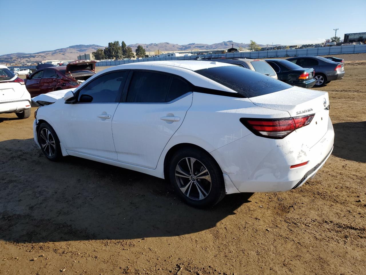 2022 Nissan Sentra - Image 2