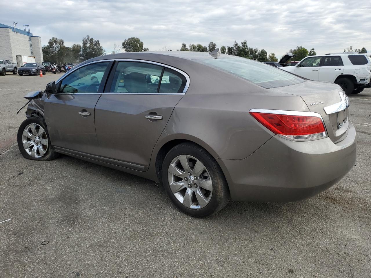 2011 Buick LaCrosse - Image 2